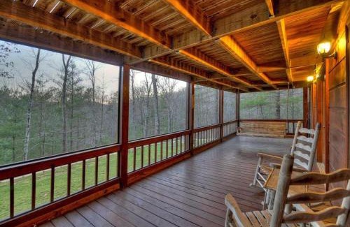 Cherry Log House | Big Buck Lodge