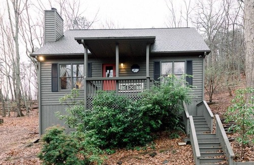 Big Canoe House | BIG CANOE Peaceful Relaxing Mountain Home.