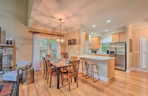 Big Canoe House | Big Canoe Retreat w/Deck & Golf Course Views