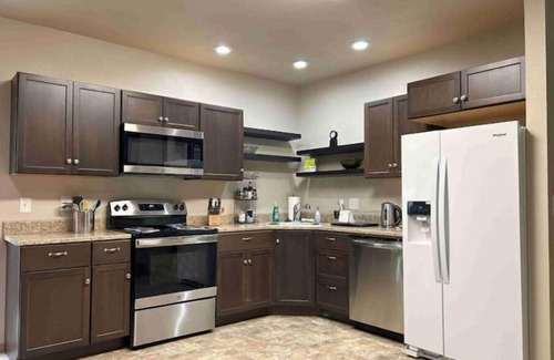 East Central House | Big & Easy Access Spokane 2 BR, 1 Bath Back Unit