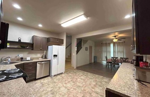 East Central House | Big & Easy Access Spokane 2 BR, 1 Bath Back Unit