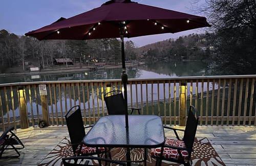 Mid America House | BIG FALL SALE! - book now for Amazing deal for 2025. Nights as low as 400!