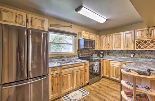 Rice Lake House | 'Big Fish Bay Hideaway' - Rice Lake Home w/Dock!