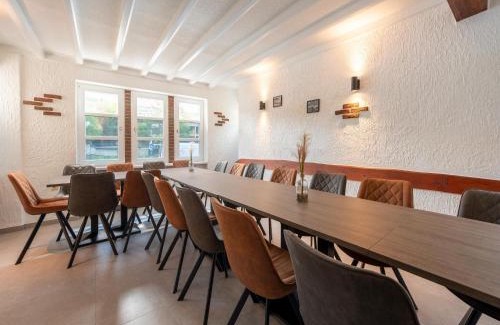 Schleiden House | Big Holiday Home near Monschau in the Eifel Nationalpark with a terrace and bar