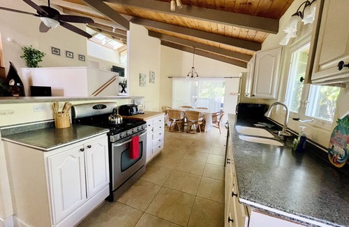 Keauhou House | Big home across the street from the beach, right at the golf course Pool/Spa/AC