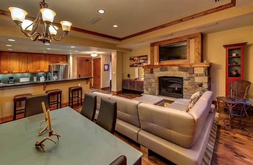 Truckee Condo | Big Horn Lodge 403 - Platinum