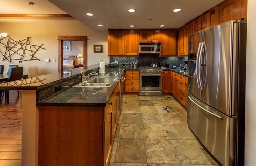 Truckee Condo | Big Horn Lodge 403 - Platinum