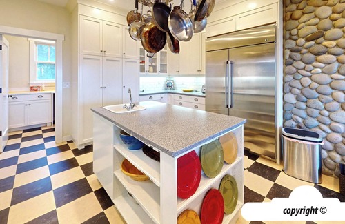 Gearhart House | BIG HOUSE LITTLE BEACH professionally managed by Seaside Vacation Homes, Inc