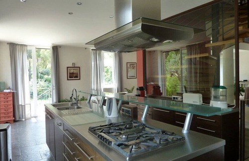 9th Arrondissement House | Big house of character, very sunny, seen on hills near creeks, beaches and CassisVilla - Marseille