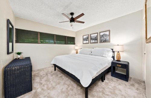 Historic Kailua Village Apartment | Big Island Kalanikai 307 by Coldwell Banker Island Vacations