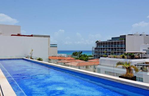 Luis Donaldo Colosio Apartment | Big loft 2br 2.5bth one block the beach