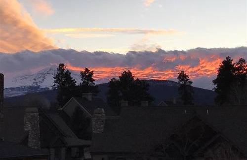 Sisters Apartment | Big Mountain View Condo