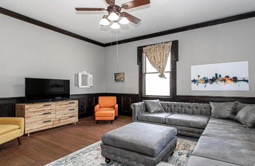 Knoxville House | Big Orange Retreat