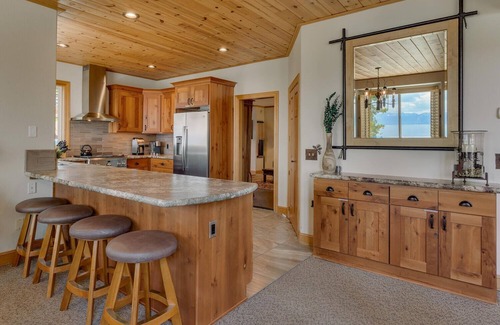 Talmont House | Big Pine - Lakeview - TLUXP
