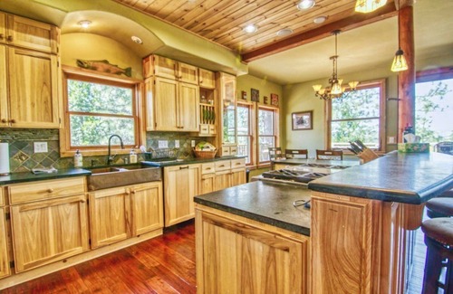 Groveland House | Big Red Cabin at Pine Mountain Lake