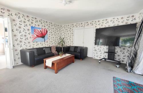 Johnsonville Apartment | big sale was 258 now from 138 for 2or3 bedrooms