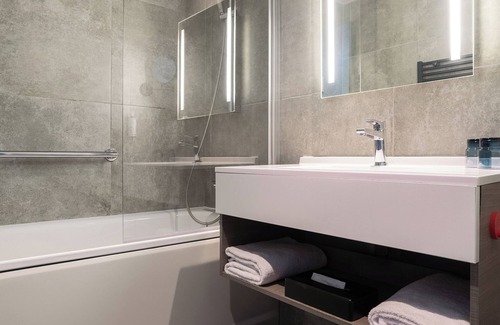 Les Bossons Hotel | Big Sky Hotel & Spa