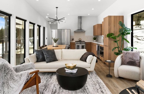 Big Sky House | Big Sky's BRAND NEW Private Beehive Basecamp