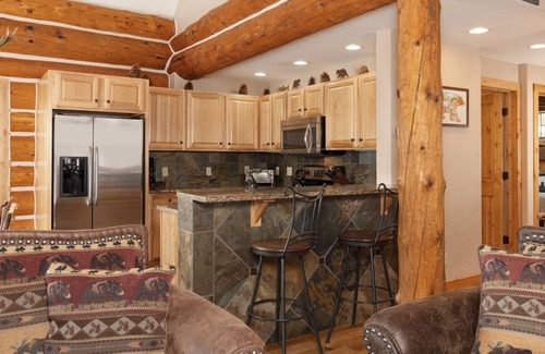 Powder Ridge Cabin | Big Sky Vacation Rentals: PR Rosebud 9