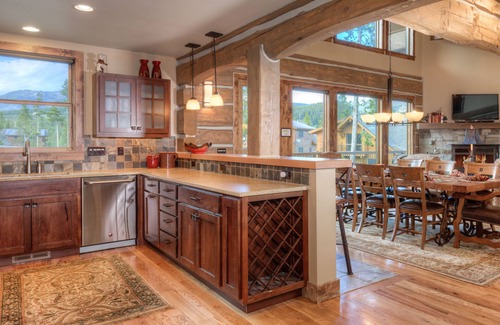 Powder Ridge Cabin | Big Sky Vacation Rentals: PR Oglala 2A