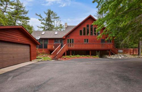 St Germain House | Big St Lodge on Big St Germain Lake