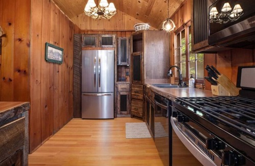 Crosslake Cabin | Big Trout Lake Cabin with detached suite.