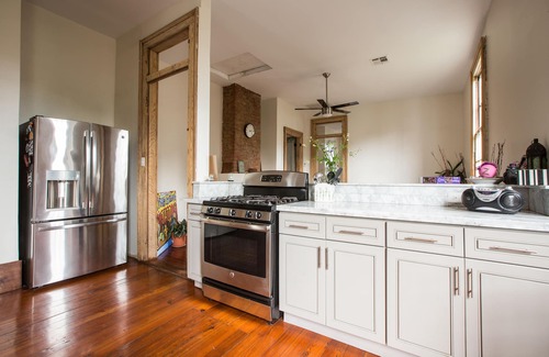 South 7th Ward House | Big White House
