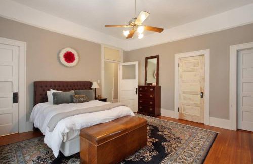 Dixon Park House | Big Yellow Brick House - Victorian District