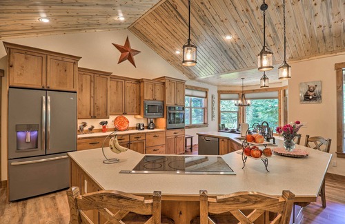 Bigfork House | Bigfork Modern Living - Pet & Family Friendly!
