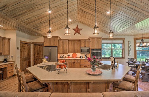 Bigfork House | Bigfork Modern Living - Pet & Family Friendly!