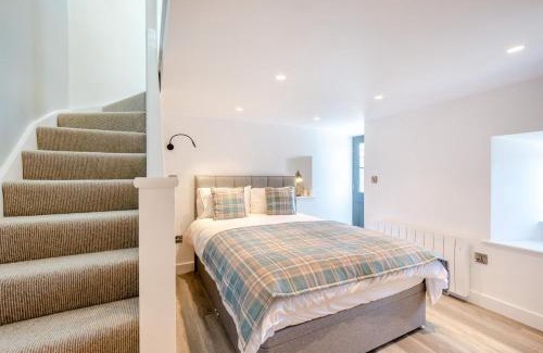 Settle House | Biggin Croft