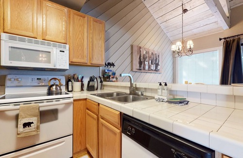 Majestic Pines Condo | Bigwood #41 2 Bedroom Condo