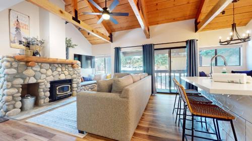 Majestic Pines Apartment | Bigwood #45 condo