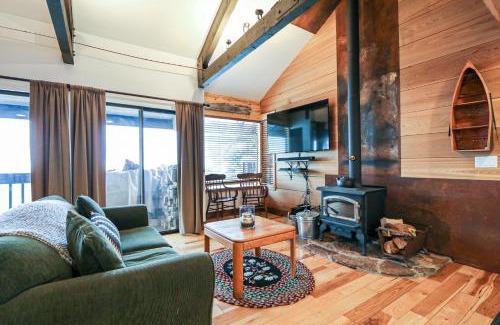 Majestic Pines Apartment | Bigwood #80 condo