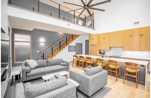 Downtown House | Bike House 1 - Hot Tub and Sauna - Downtown - Direct Access to MTB Trail