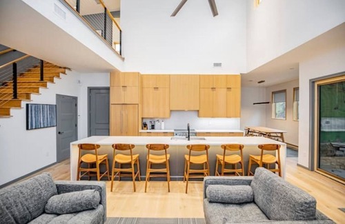 Downtown House | Bike House 1 - Hot Tub and Sauna - Downtown - Direct Access to MTB Trail