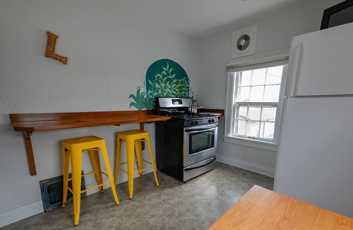 Elkhorn Apartment | Bikes n' Beds- 2 bed/1 bath unit near Kettle Moraine!