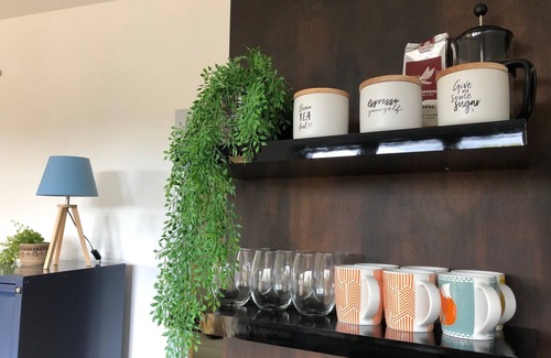 Lynmore Apartment | Biking & Walking Tracks, Within Meters Of The Redwoods.