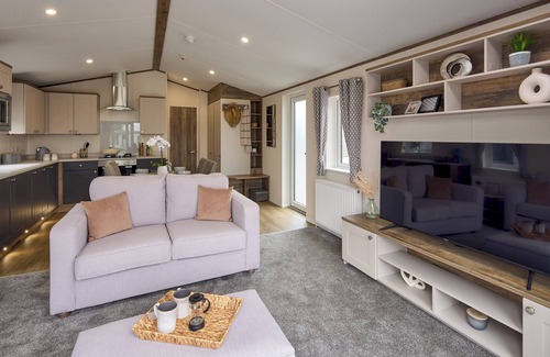 Great Billing House | Billing Aquadrome Hot Tub Caravan - Pet MI20