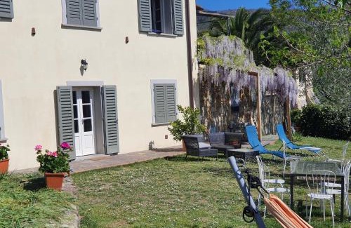 Bagno a Ripoli Apartment | Bilocale con giardino alle porte di Firenze