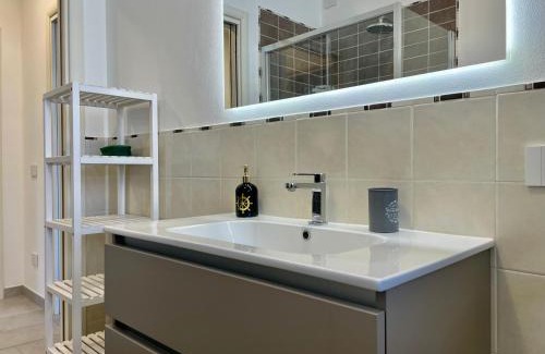 Rivabella Apartment | Bilocale con terrazzo e garage – Casa Ondina