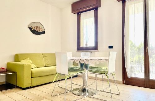 Viserbella Apartment | Bilocale con terrazzo e parcheggio – Alba Blu