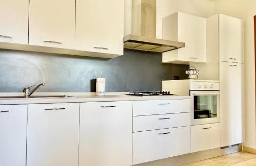 Viserbella Apartment | Bilocale con terrazzo e parcheggio – Alba Blu