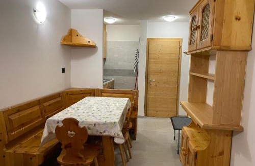 Palu Apartment | Bilocale Mandron Serafini