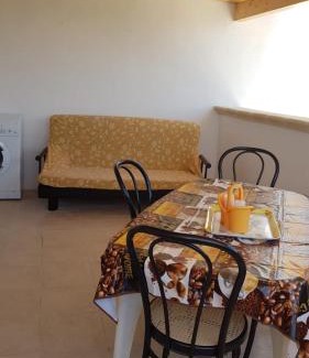 Torre Mozza Apartment | Bilocale vista spiaggia 10 metri dal mare