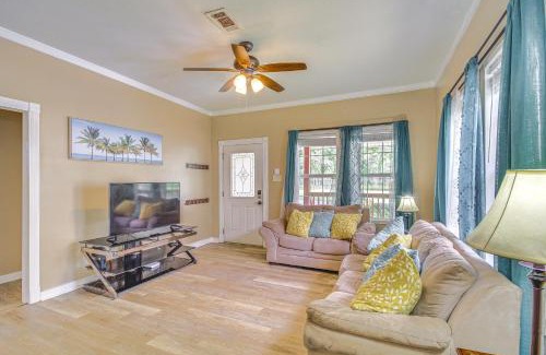 Biloxi House | Biloxi Home Walk to Fishing and 2 Mi to Beach!