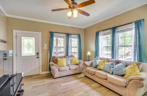 Biloxi House | Biloxi Home Walk to Fishing and 2 Mi to Beach!