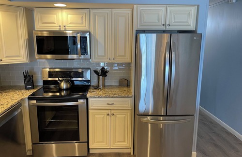 Midtown Ocean City Condo | Bimini 205 - Direct Oceanfront 87th St, WiFi, W/D, AC