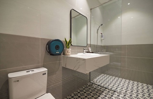 District 7 Hotel | Bin Bin Hotel 9 - Near Tam Anh Hospital