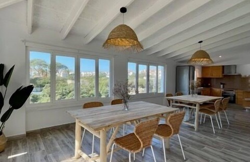Los Delfines Ski Chalet | Biniforcat Calan Forcat